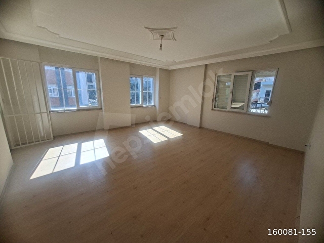 ÇAĞLAYAN MH 3+1 KIRALIK GARAJ ÜSTÜ DAİRE - Görsel 4