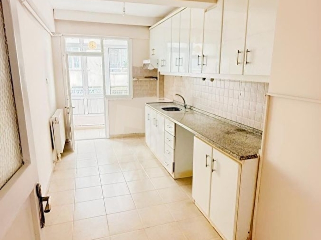 ÇARŞIDA, ONUR MARKET YANI KAÇIRILMAYACAK FIRSAT DAİRE !!!