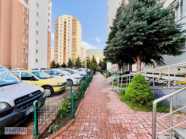 BAHÇELİEVLERİN MERKEZİNDE KAFELER CADDESİNDE SATILIK 3+1 DAİRE - Görsel 30