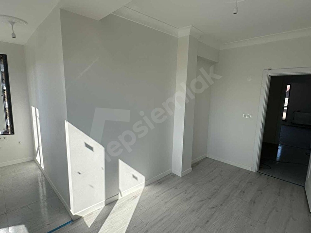 ESENTEPE MAHALLESİNDE SATILIK OTURUMA HAZIR SIFIR 2+1 DAİRE - Görsel 8
