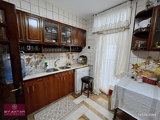 ALSANCAK CUMHURİYET BULVARINDA SATILIK BÜYÜK DAİRE BY AKTARDAN - Görsel 6