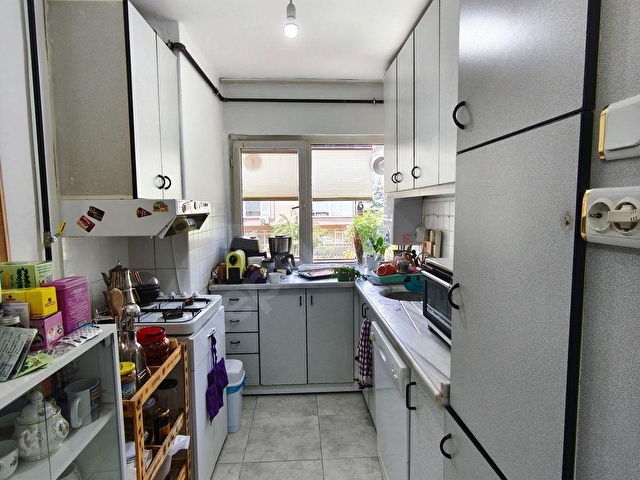 REFİK BELENDİR SK.SİTE İÇİNDE ÖNÜ AÇIK, FERAH 2+1 KİRALIK DAİRE - Görsel 9