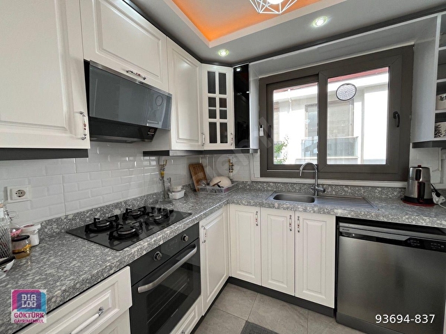 Burhaniye Pelitköyde denize 150 mtr mesafede 3+1 Dublex Villa - Görsel 11