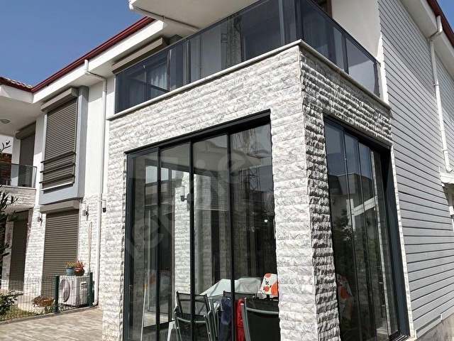 Burhaniye Pelitköyde denize 150 mtr mesafede 3+1 Dublex Villa - Görsel 5