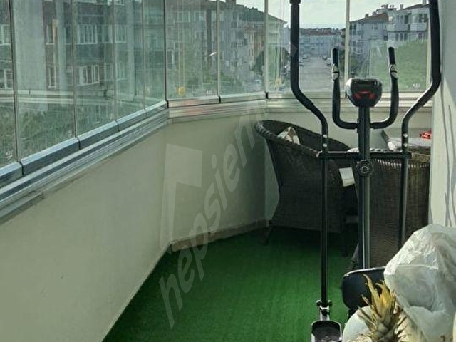 Bandırmada Önü Açık Ara Kat Balkonlu 3+1 Satılık Daire - Görsel 6