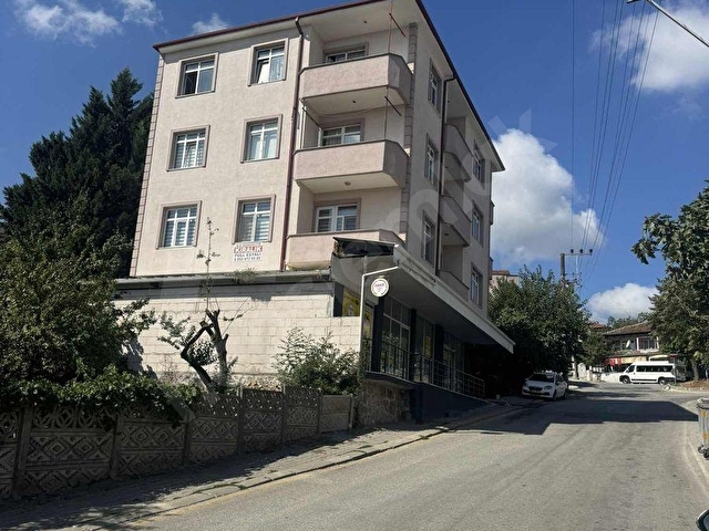 REMAX HÜR UĞUR ÇAKARDAN SERDİVAN KAYMAKAMLIK YANI 3+1 DAİRE - Görsel 9