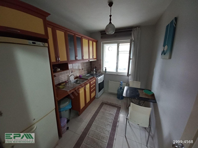 EKŞİOĞLU AKKAYA SİTESİNDE GİRİŞ KAT GENİŞ BALKON KULLANIMLI