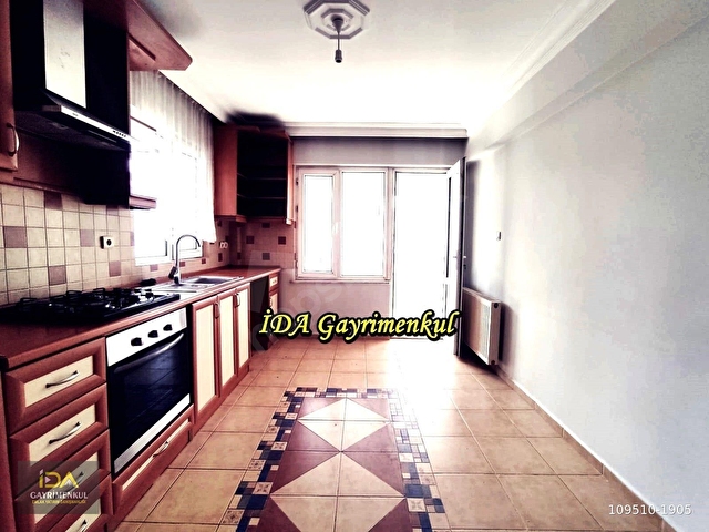 İDADAN EDREMİT HAMİDİYEDE SİTE İÇİ KİRALIK 3+1 DAİRE - Görsel 16