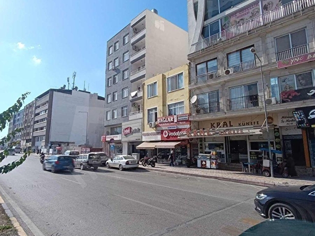 HAN YAPI&EMLAKTAN KURTULUŞ MAHALLESİNDE SATILIK 3+1 GENİŞ DAİRE - Görsel 3