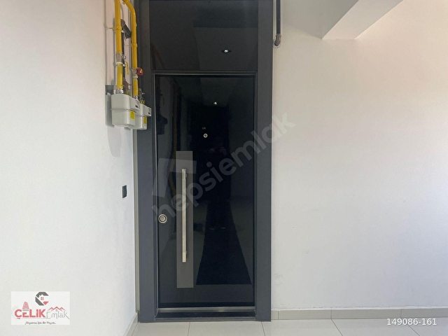 ÇELİK EMLAKDAN KÖRFEZ TRAMVAYA CEPHE KİRALIK 2+1 DAİRE - Görsel 27