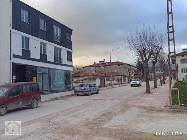 YUVAM EMLAKTAN YUNUS EMRE MAH ÖZSARAÇ CADDESİNDE KİRALIK 300 M2 İŞYERİ - Görsel 3