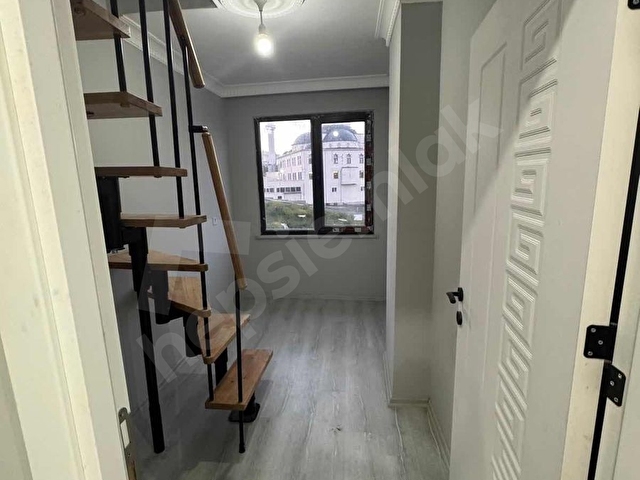 ARNAVUTKÖY TAŞOLUKta KİRALIK 160m2 3+2 DUBLEX - Görsel 21
