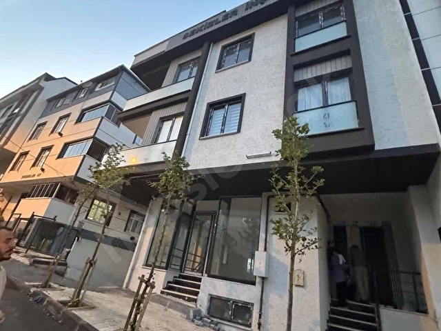 ARNAVUTKÖY TAŞOLUKta KİRALIK 160m2 3+2 DUBLEX - Görsel 2