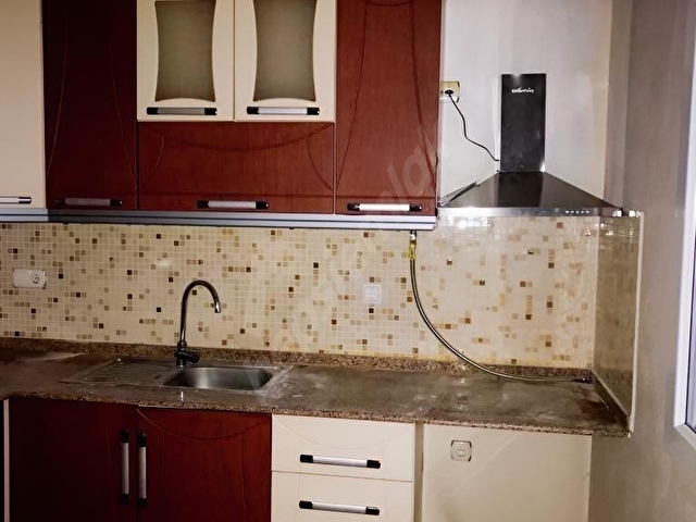 HÜRRİYET MAHALLESİNDE ÜÇ CEPHELİ 2+1 KİLERLİ GENİŞ DAİRE - Görsel 21