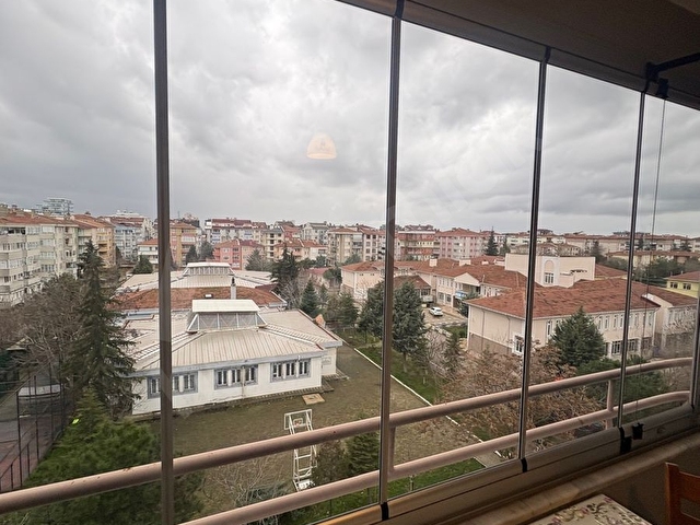 Merkezi Geniş 5+2 iyi konumda - Görsel 9