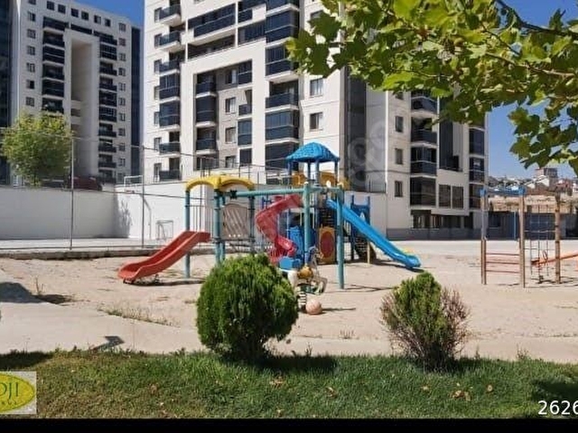 OPEN SKY SİTESİNDE SATILIK GENİŞ 2+1 DAİRE