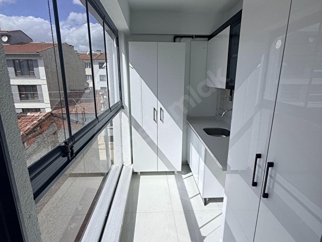 ESTORIADAN ÇAMLICADA PTT YAKINI DUBLEKS 3+1 ÖZEL GARAJLI DAİRE - Görsel 20