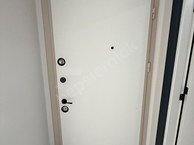 ESTORIADAN ÇAMLICADA PTT YAKINI DUBLEKS 3+1 ÖZEL GARAJLI DAİRE - Görsel 26