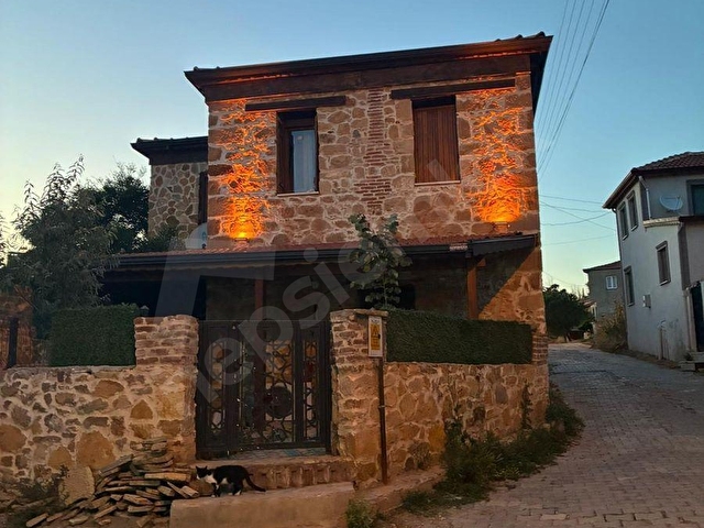 Burhaniye Pelitköy Satılık