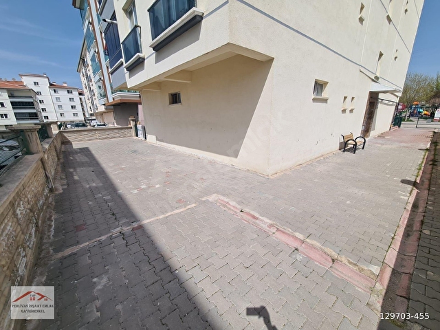 YENİKENTTE CADDE ÜZERİ ARA KAT MERKEZİ KONUM ÖNÜ PARK K.LİMİTSİZ - Görsel 3
