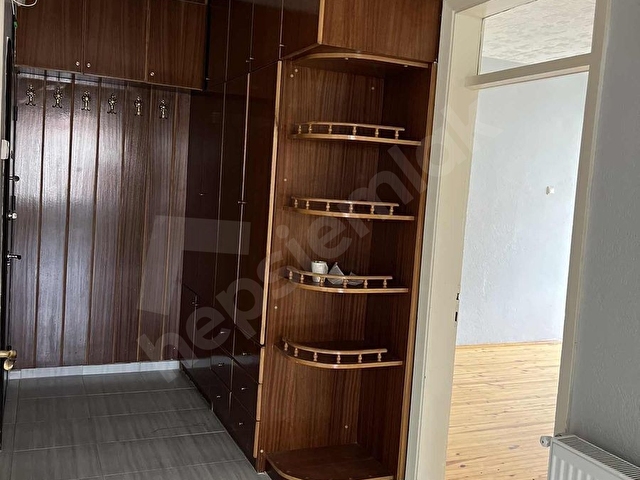 CANCANDAN YARENLERDE SİTE İÇİNDE İÇİ BAKIMLI KUPON 2+1 - Görsel 4