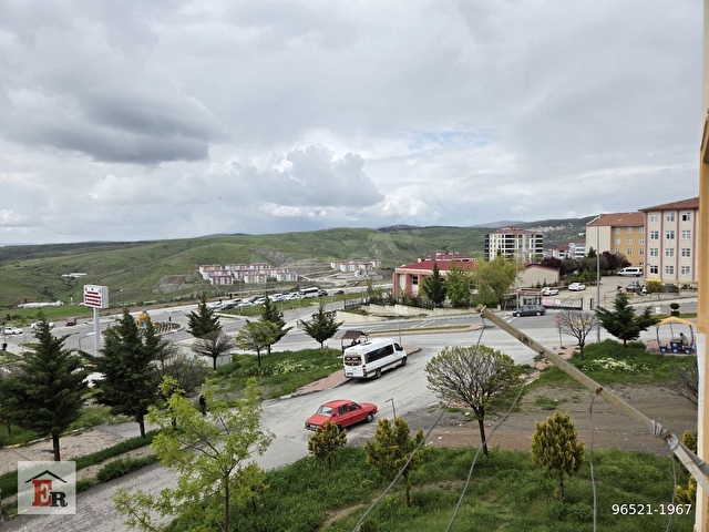 KONUT ER EMLAKTAN ÜNİVERSİTE YOLU TOKİLERDE KİRALIK 2+1 DAİRE - Görsel 24