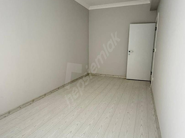 Site içerisinde - Kapalı Havuzlu - Yerden Isıtmalı - Sıfır - 2+1 - Görsel 4