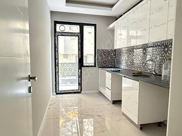 Site içerisinde - Kapalı Havuzlu - Yerden Isıtmalı - Sıfır - 2+1 - Görsel 6