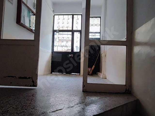 AKPINAR CADDESİNDE 2+1 YARIM KOT ANKARA KALESİ MANZARALI ARA KAT - Görsel 11
