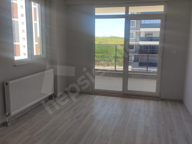 CUMHURİYET MAH KİRALIK DAİRE 3+1 140 M2 SİTE İÇİNDE EN ÜST KAT - Görsel 6