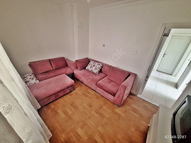 AYVALININ GÖBEĞİNDE CADDE ÜZERİNDE FULL EŞYALI - Görsel 9