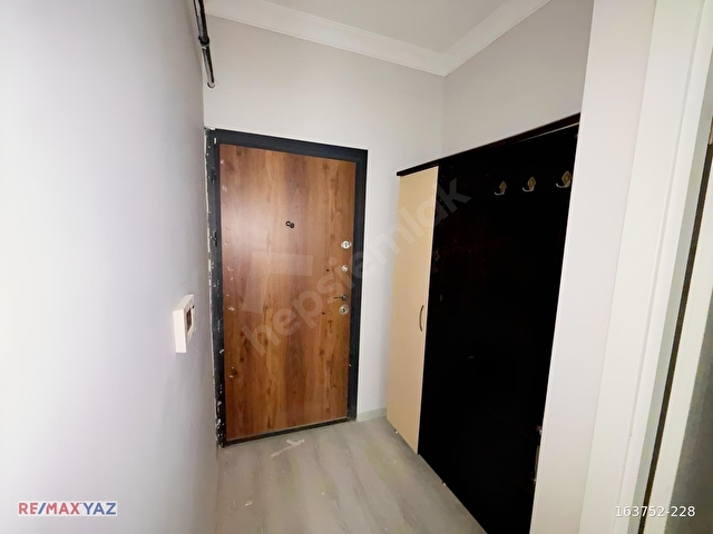 RE/MAX YAZDAN ŞEHİR MERKEZİNDE 2+1 EŞYALI KİRALIK DAİRE - Görsel 3