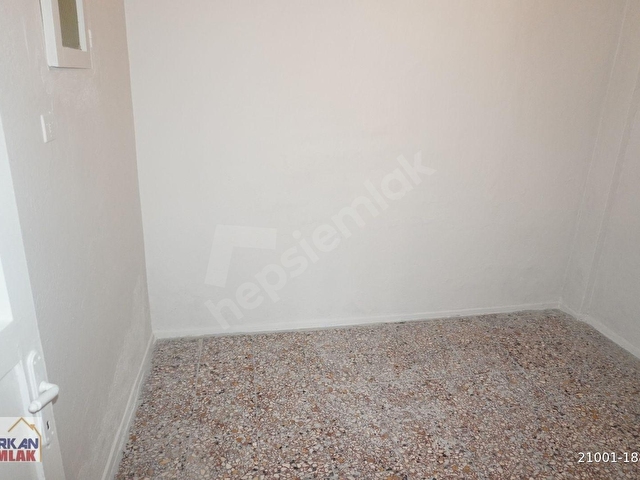 ÇİĞLİ GÜZELTEPEDE MUTAKİL EV ARAYANLARRA ÇİĞLİ SERKAN EMLAK DAN - Görsel 5