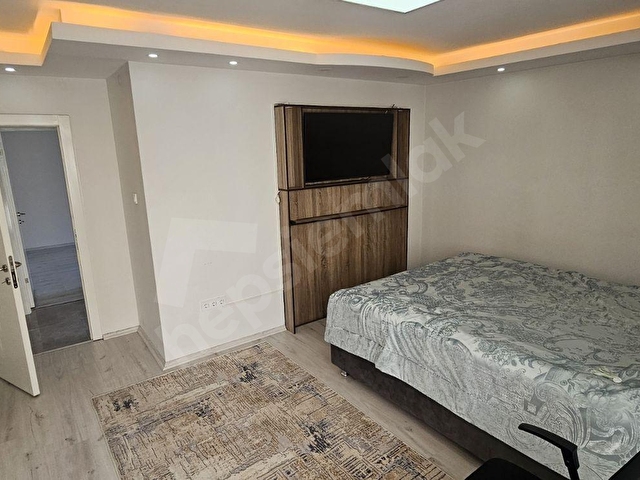 KIZILAY İNKILAP SOKAKTA SATILIK 4+1 DAİRE - Görsel 16
