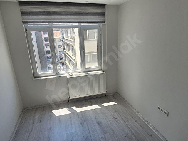 KIZILAY İNKILAP SOKAKTA SATILIK 4+1 DAİRE - Görsel 15