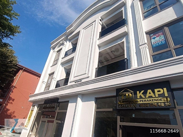 MERKEZDE CADDE ÜZERİNDE ARAKAT SIFIR DAİRE - Görsel 2