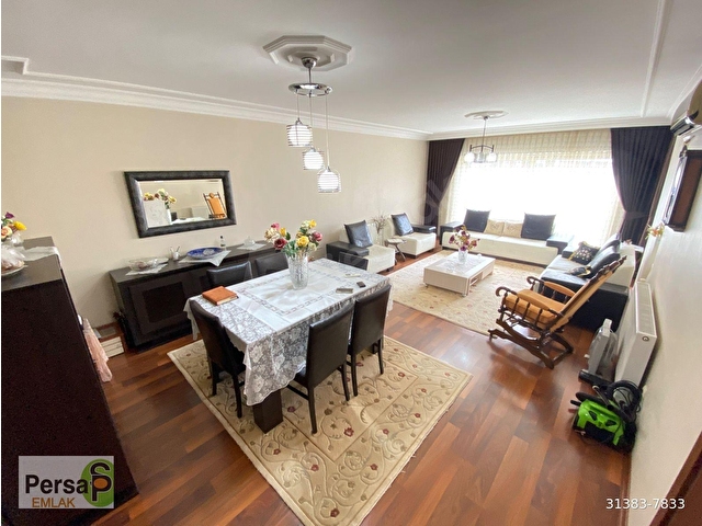 PERSAdan YEŞİLKÖY SAHİL YAKIN GENÇ BİNA 3+1 120m2 SATILIK ARAKAT