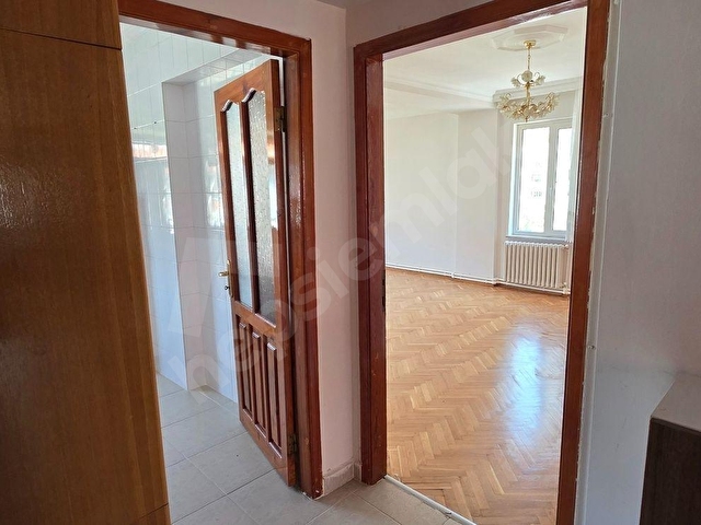 ŞÜKRÜPAŞA MAH. KISMİ EŞYALI KİRALIK 3+1 DAİRE - Görsel 22