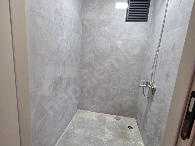 HİLALDEN YENİ BİNADA EBEVEYNLİ LÜKS YAPILI 2NCİ KAT 3+1 DAİRE - Görsel 30