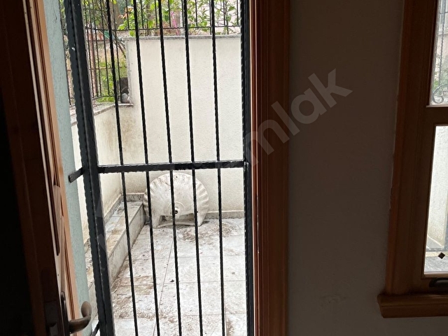 3 katlı müstakil bina - Görsel 12
