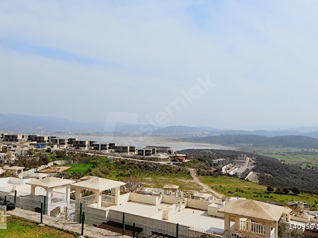 BODRUM FLAMİNGO COUNRTY MANZARALI 2+1 BÜYÜK TİP TERASLI DAİRE