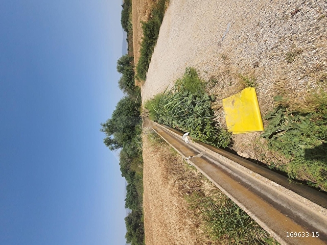 Maltepede 3200m2 Müstakil Parsel Yola Cepheli Tarla - Görsel 16