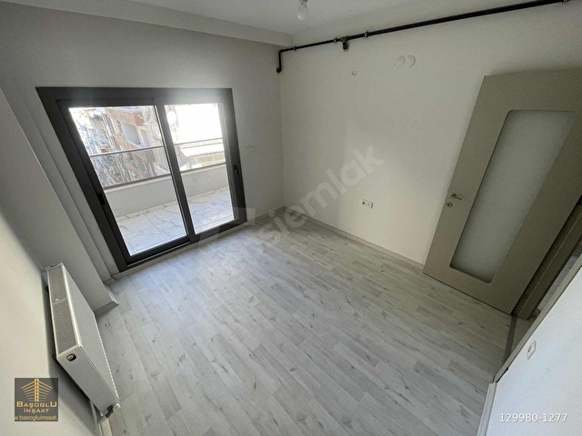 BAŞOĞLUNDAN ŞİRİNYER İZBAN YAKINI BALKONLU D.GAZLI 2+1 DAİRE - Görsel 10