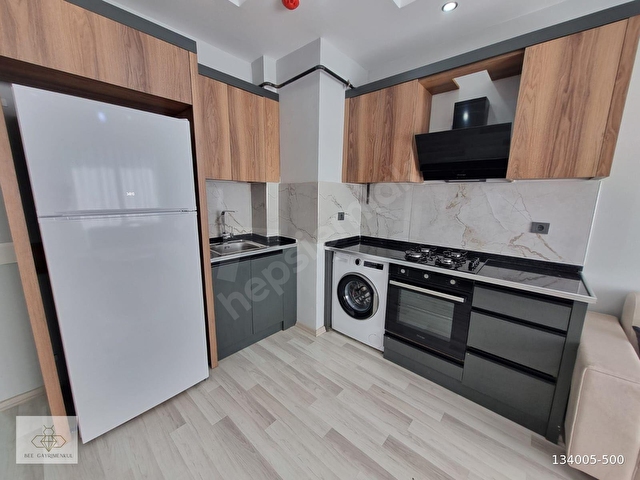 KAÇMAZ FIRSAT DAİRE ! HAVUZLU SİTEDE LÜKS EŞYALI SATILIK 1+1 - Görsel 6