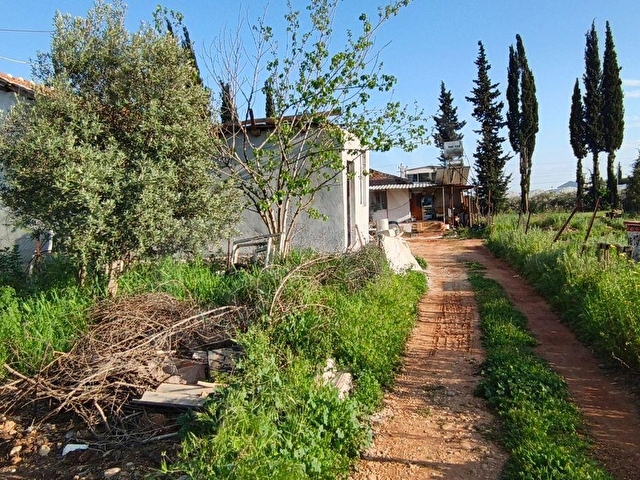 DEĞERLENEN AKSU’DA 500 M² HİSSELİ ARSA İÇİNDE MÜSTAKİL 2+1 EV – YATIRIMA UYGUN! - Görsel 6