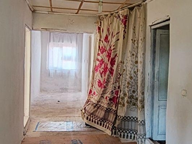 DEĞERLENEN AKSU’DA 500 M² HİSSELİ ARSA İÇİNDE MÜSTAKİL 2+1 EV – YATIRIMA UYGUN! - Görsel 13