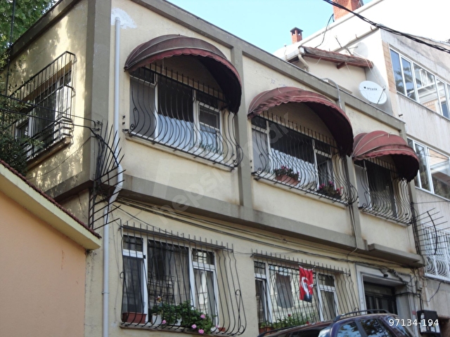 Arnavutköyün en güzel sokağında teras manzaralı cici müstakil, - Görsel 2