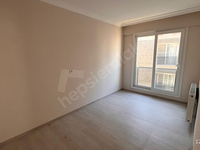 MENEMEN SEYREK MERKEZDE GENİŞ KİRALIK 1+1 DAİRE - Görsel 13