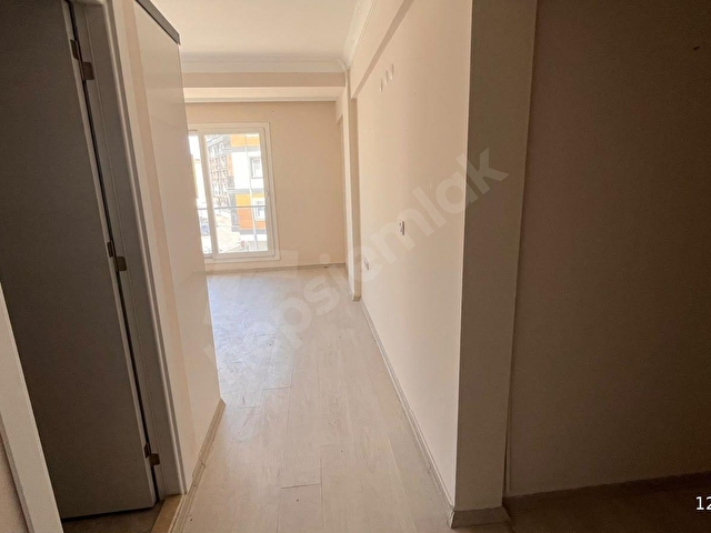 MENEMEN SEYREK MERKEZDE GENİŞ KİRALIK 1+1 DAİRE - Görsel 17
