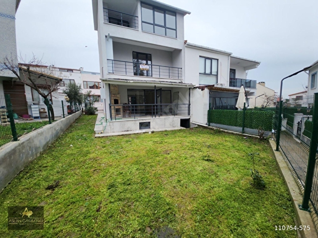 Semillon Sitesinde Kiralık Deniz Sıfır Tripleks Villa - Görsel 2